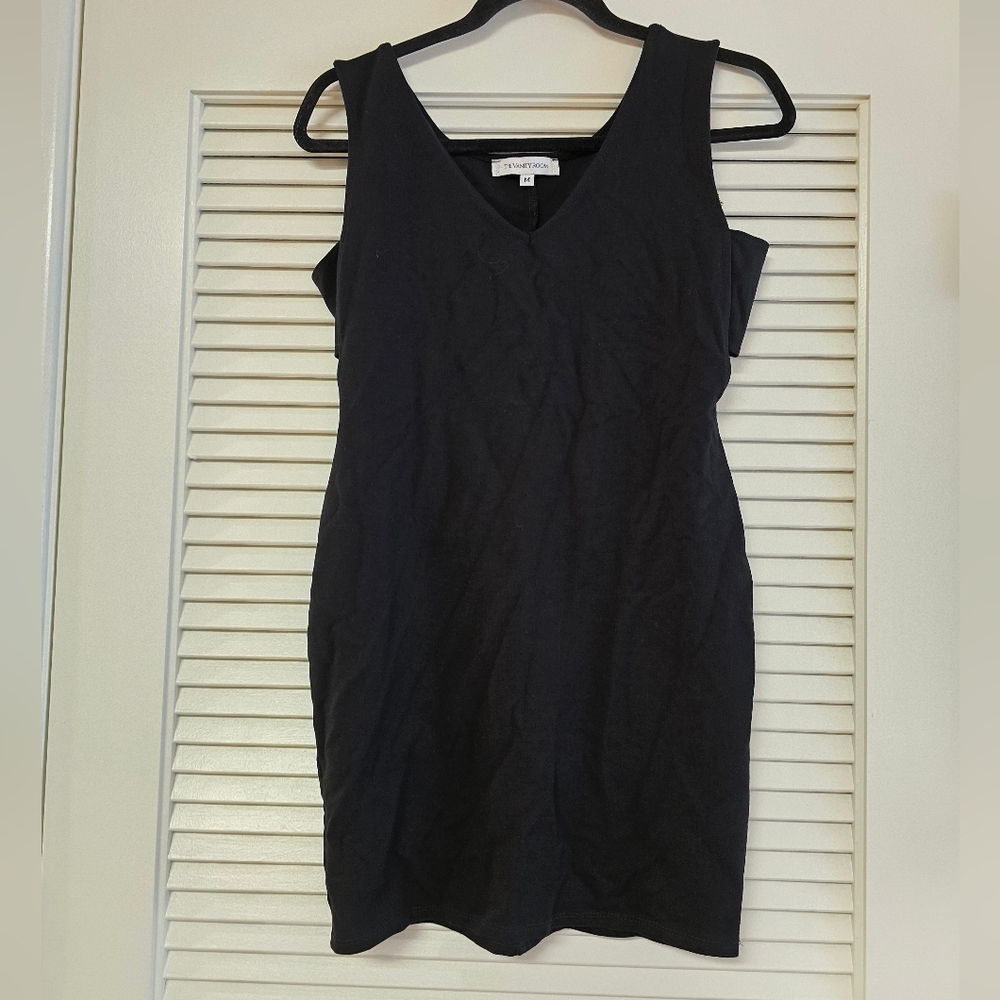 The Vanity Room - Black Classic Sleeveless Cocktail Dress